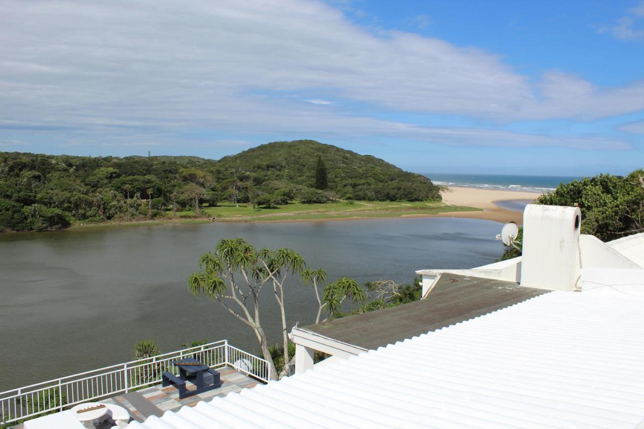 Blue'S Guest House - East London Bonza Bay Eksteriør billede