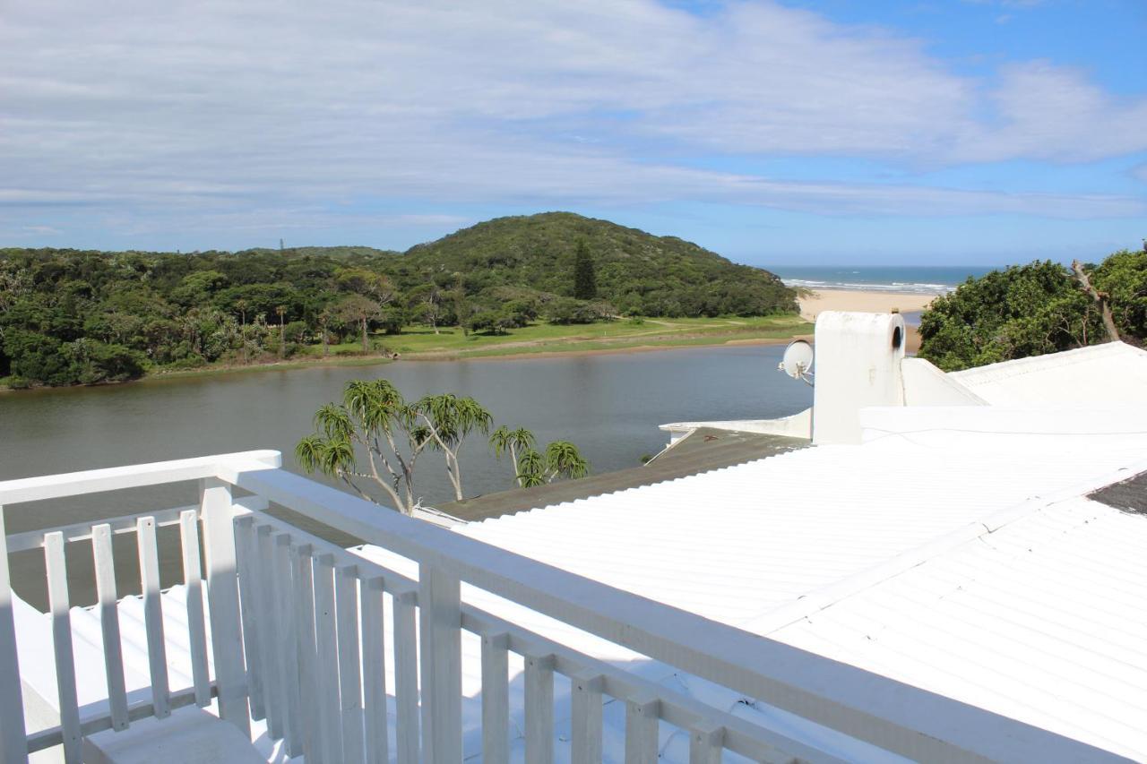 Blue'S Guest House - East London Bonza Bay Eksteriør billede