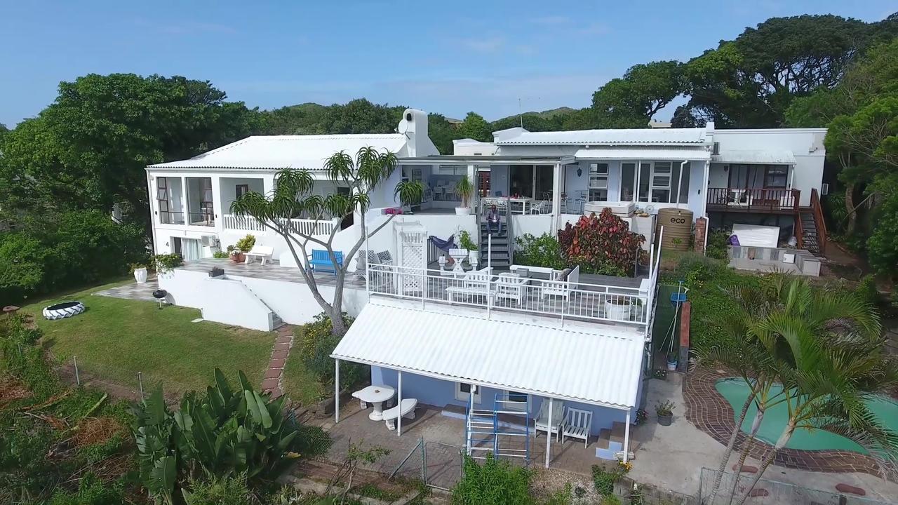 Blue'S Guest House - East London Bonza Bay Eksteriør billede