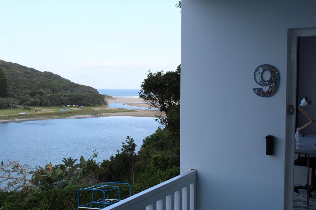 Blue'S Guest House - East London Bonza Bay Eksteriør billede